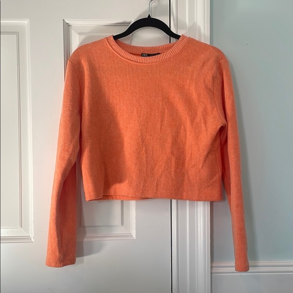 Zara Orange Sweater - Picture 1 of 2